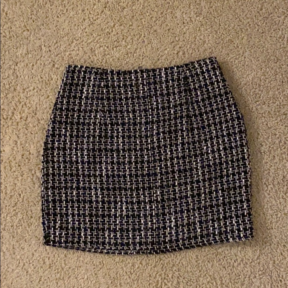 Black White Tweed Skirt (Size: XS)